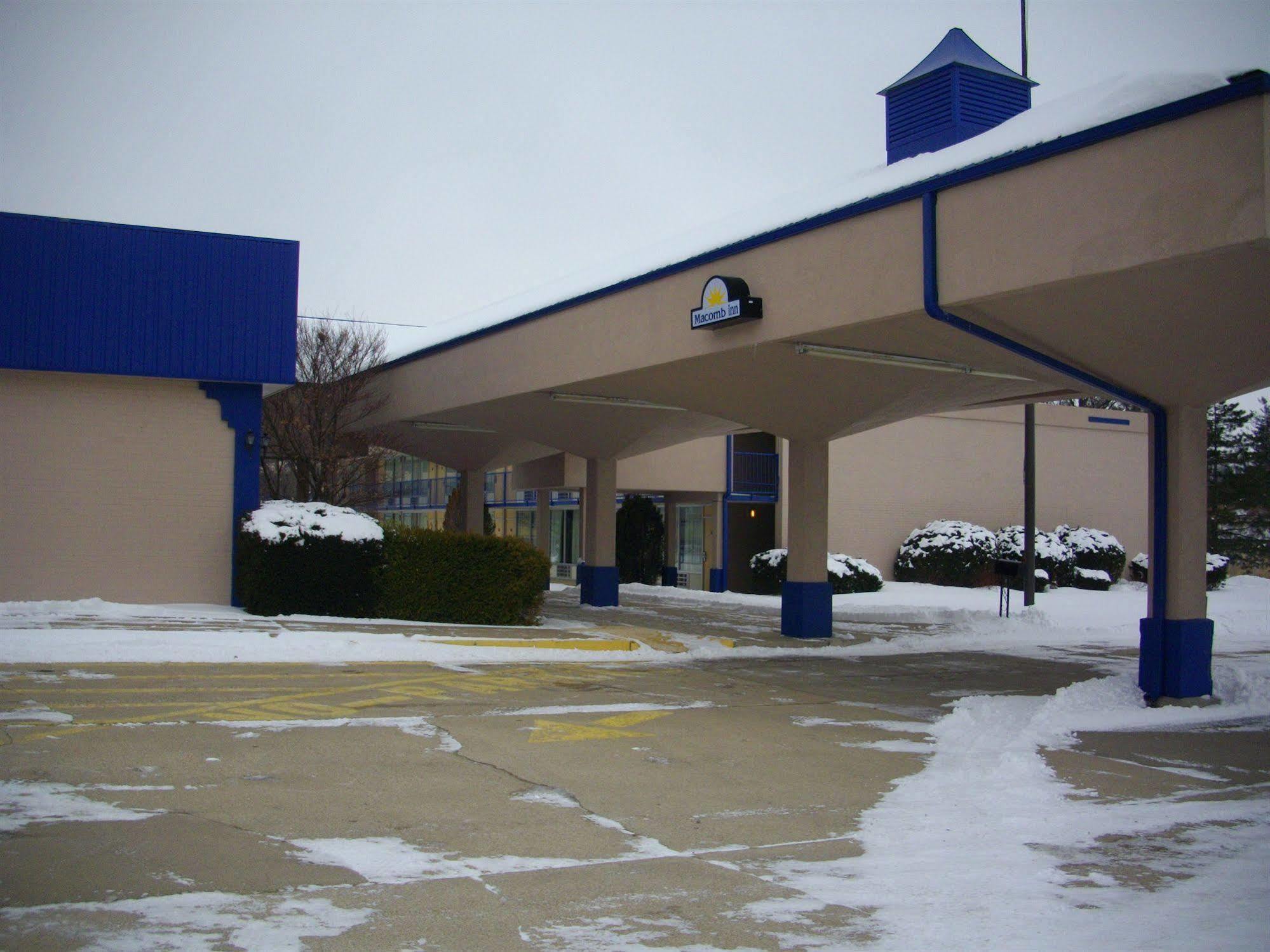 Macomb Inn Екстер'єр фото